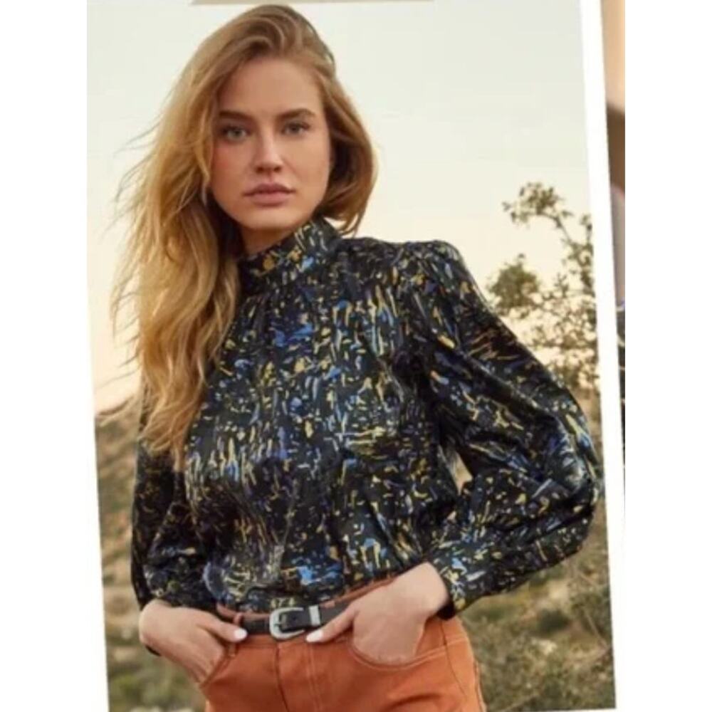 Hunter Bell Blouse Medium Lovett Balloon Sleeve High Neck Office Business Casual